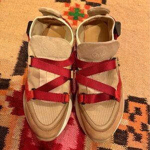 Chloe authentic Sonnie Low Top Sneakers
Beige Nylon Buckle Logo EU 38 US 7.5